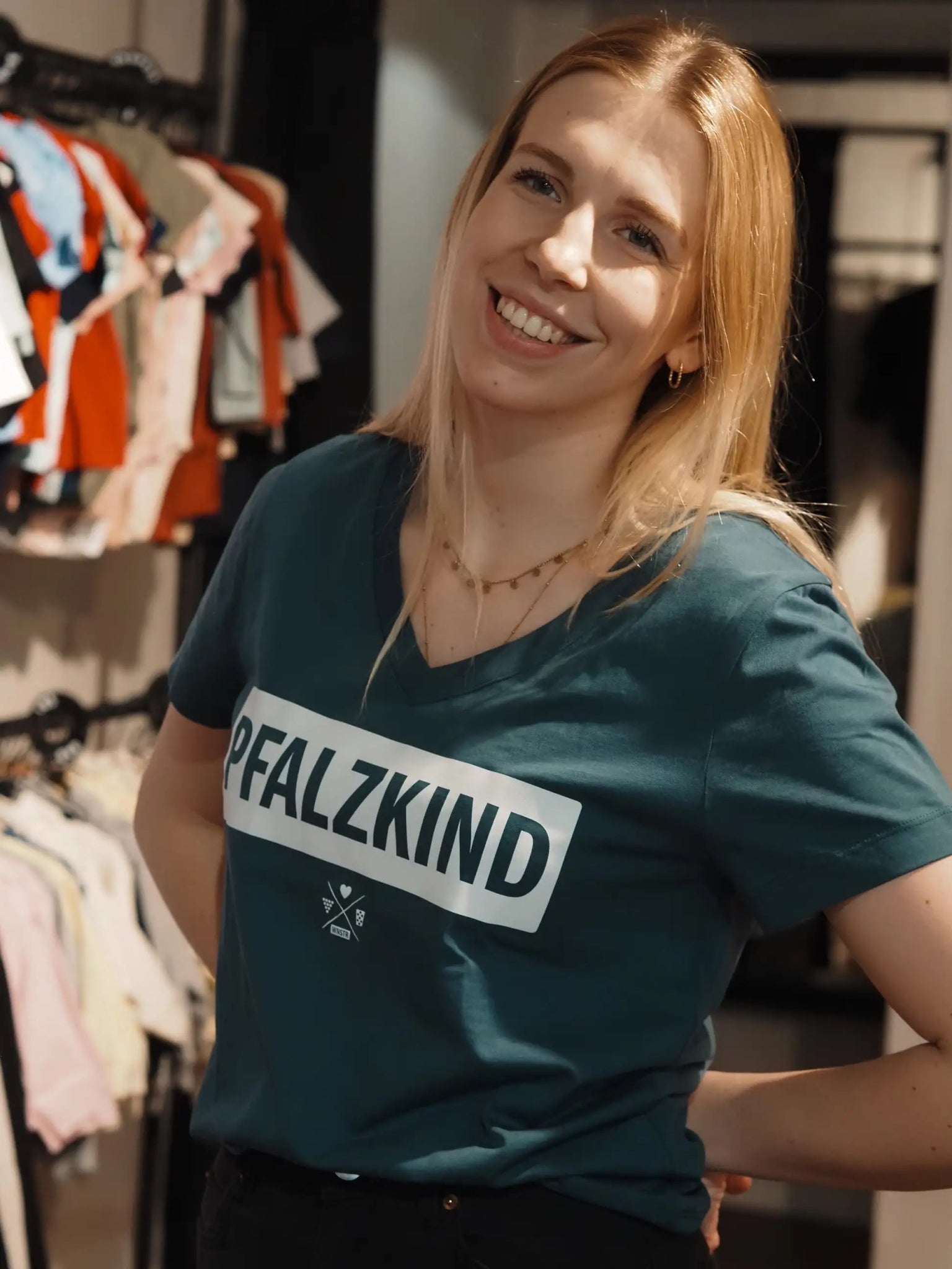 PFALZKIND SHIRT WOMEN V - NECK - WNSTR®