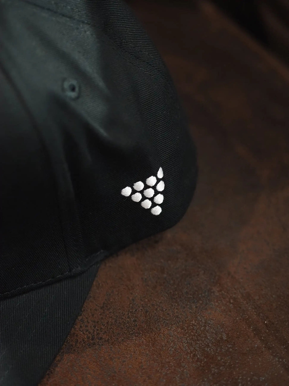 SNAPBACK HEIMAT BLACK - WNSTR®