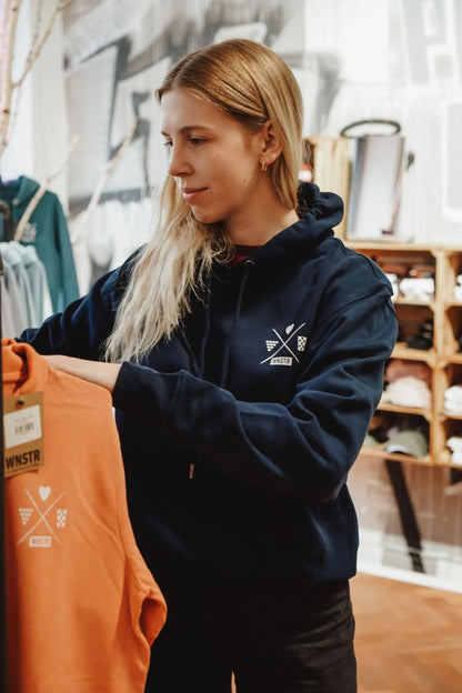 WEIN HOODIE UNISEX - WNSTR®