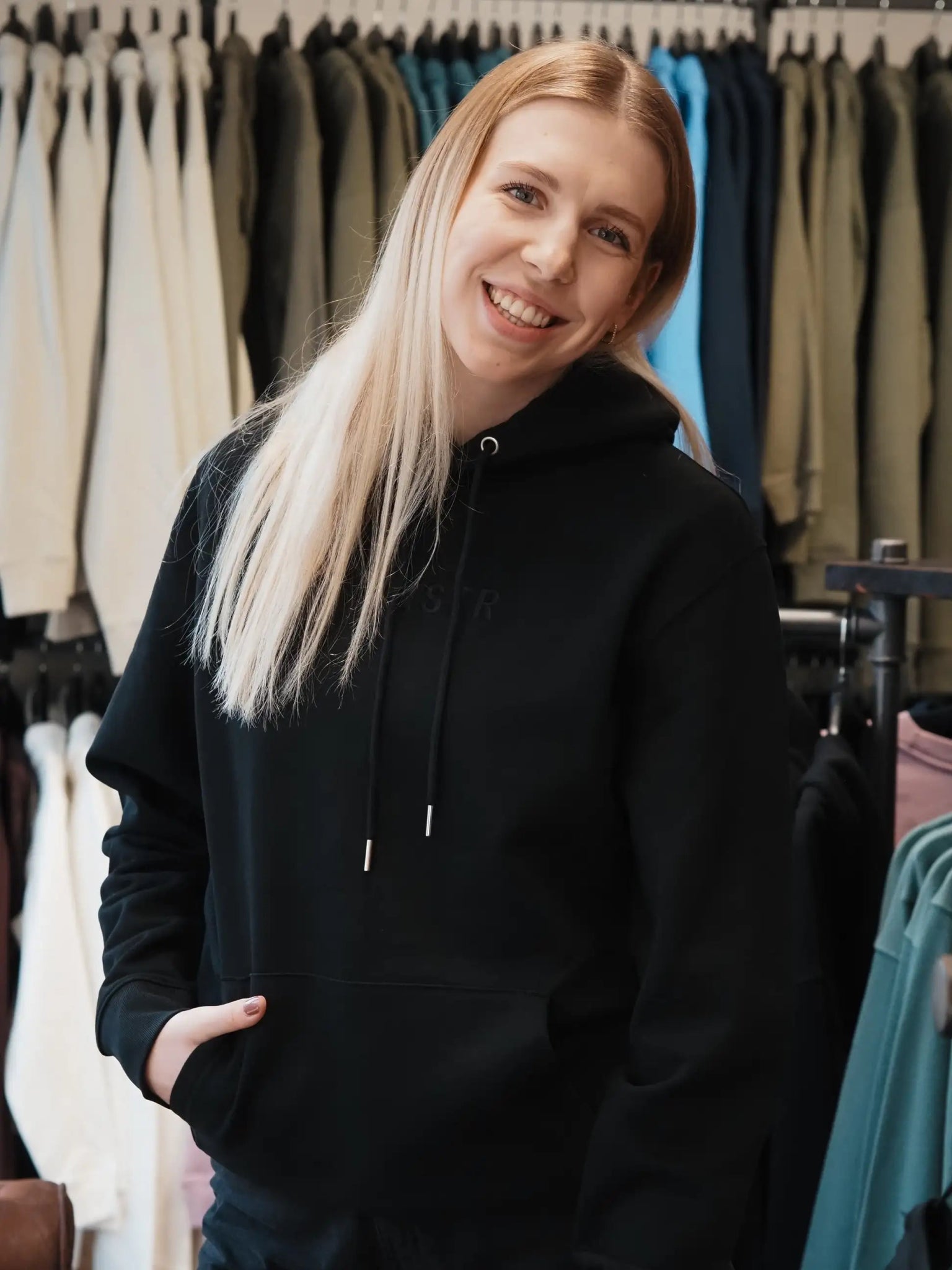 WNSTR BASIC STICK HOODIE UNISEX - WNSTR®